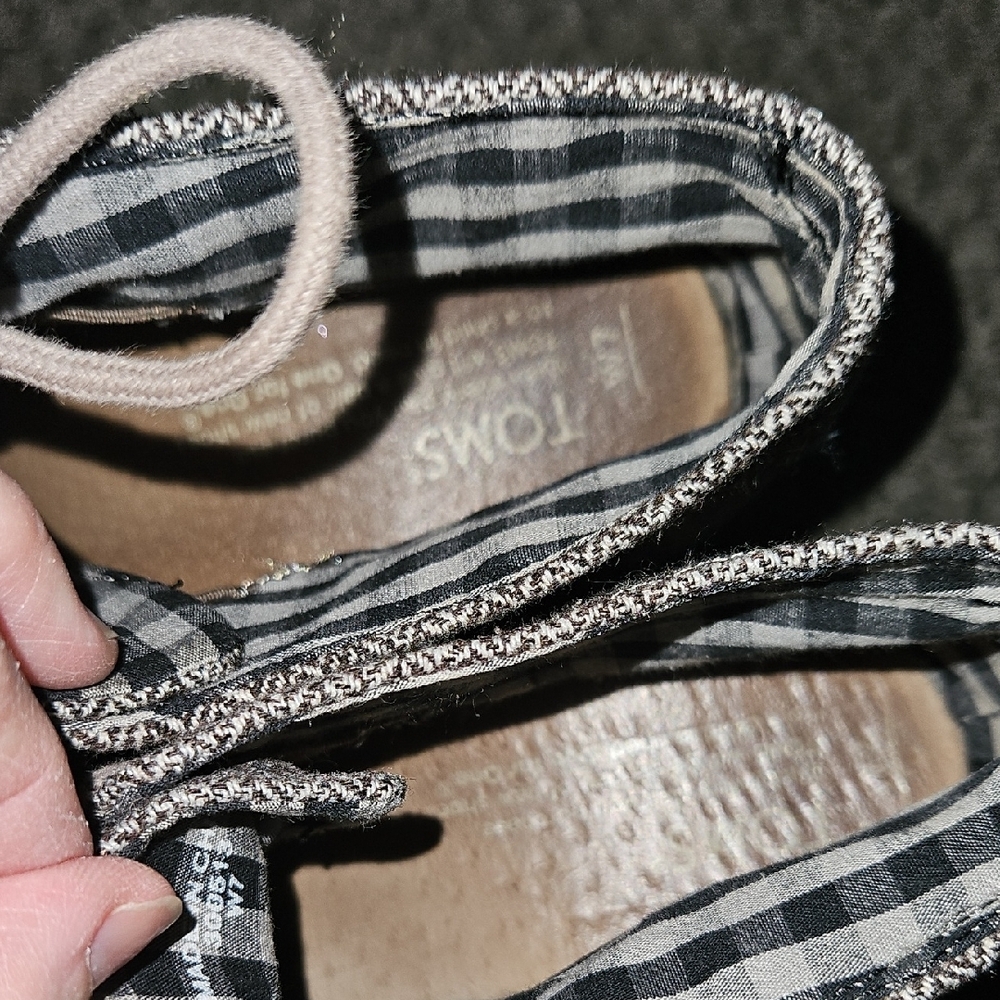 Toms Black and White Checkered Lace-Up Shoes - Picture 5 of 7